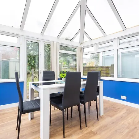 Holiday home 6 Guests - 10min Centre *